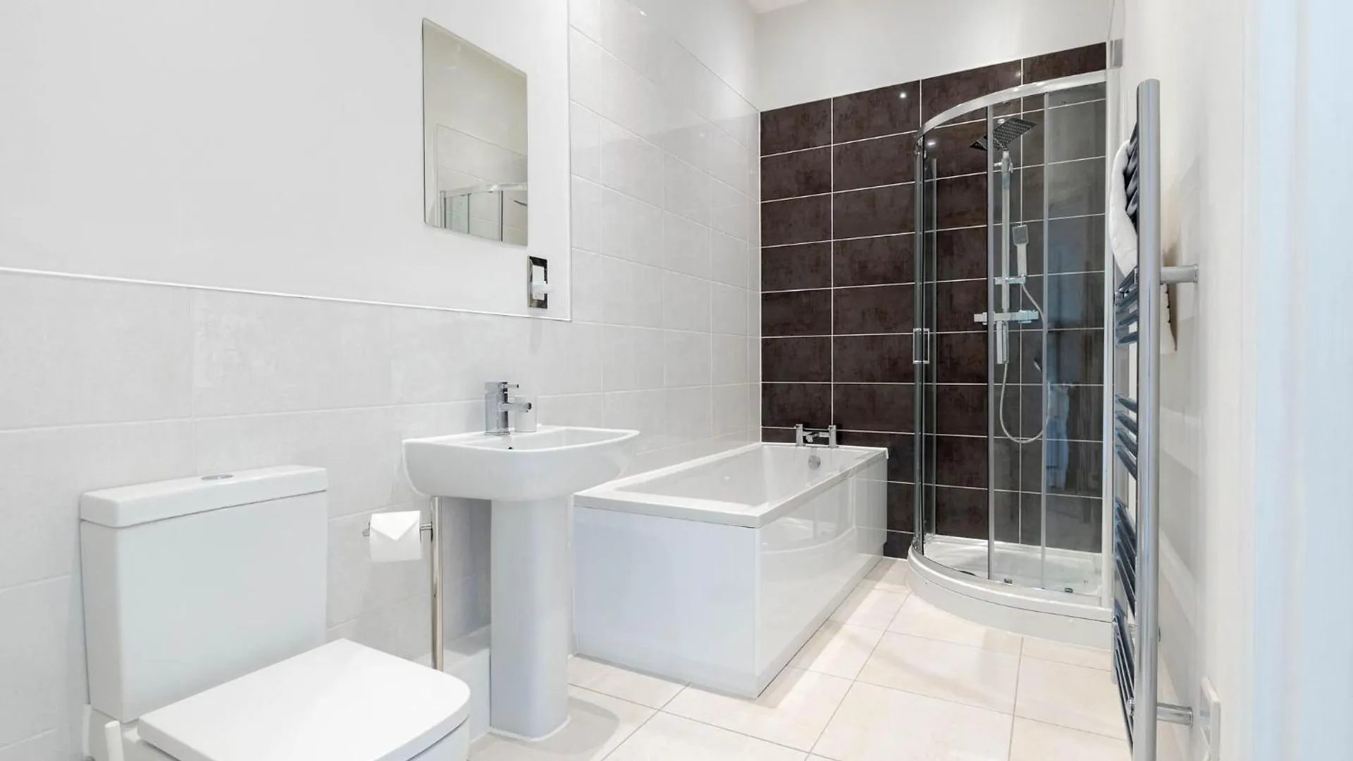 Leeds Haven Niche 1 2 Bedroom Apartments With Cityscape Views By Belvilla
